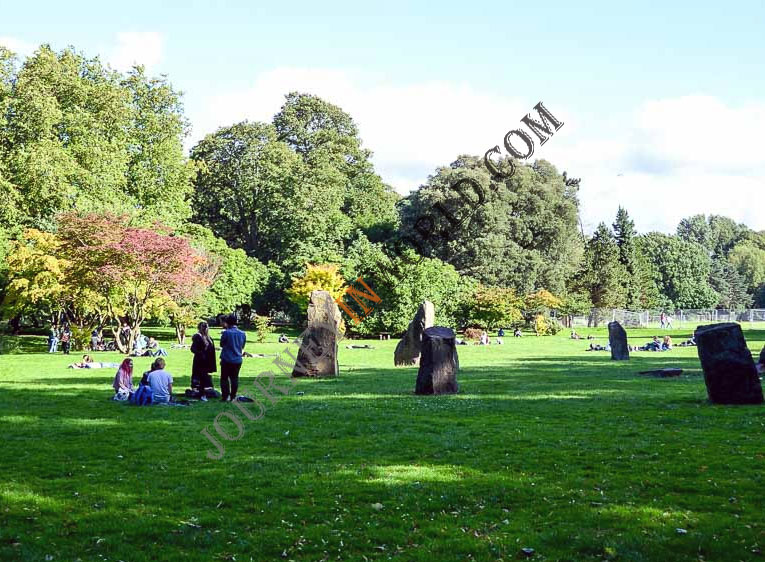 Medium size - left floating